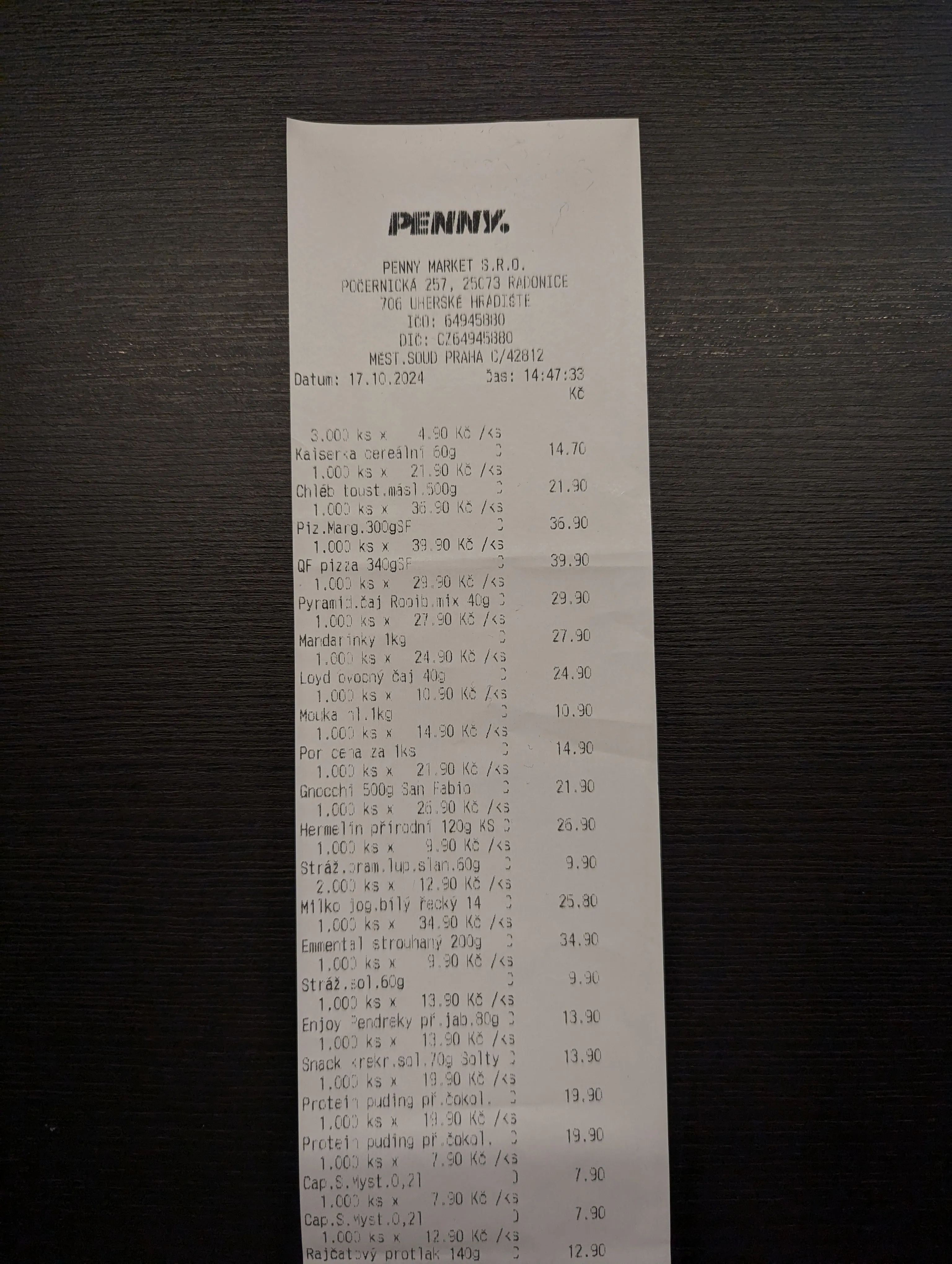 první část dlouhé účtenky vyfocené zblízka